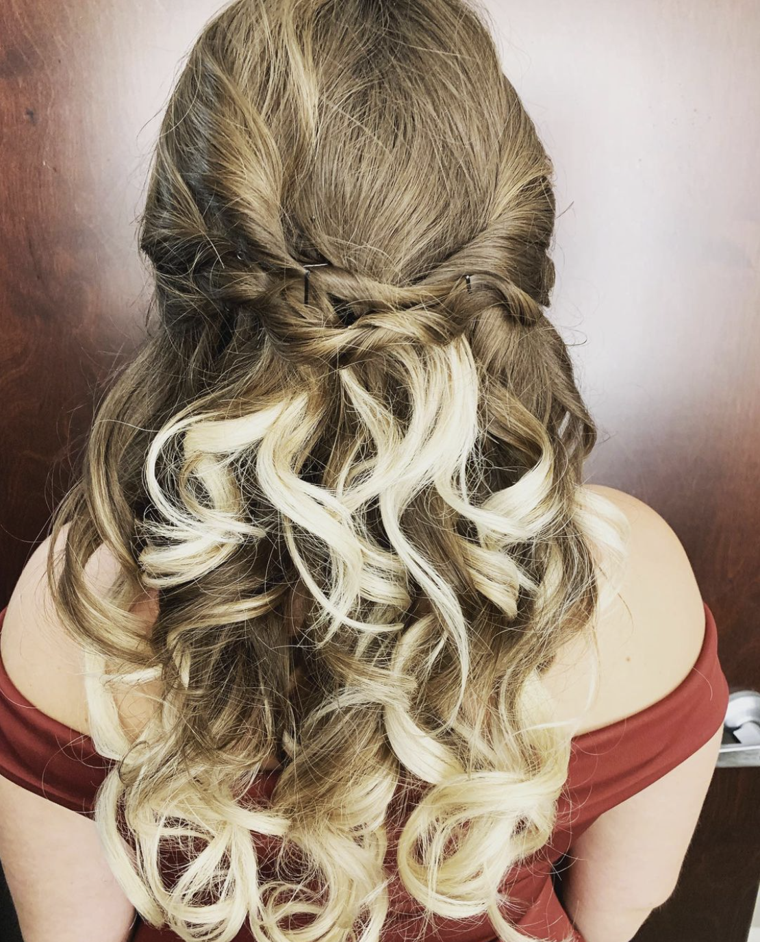 Woman curly hair wedding